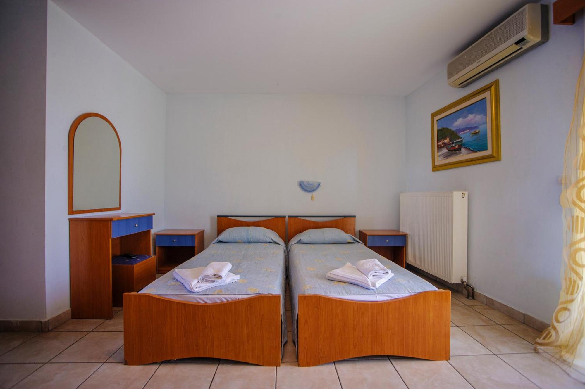 Hotel Europa Olympiakí Aktí Extérieur photo