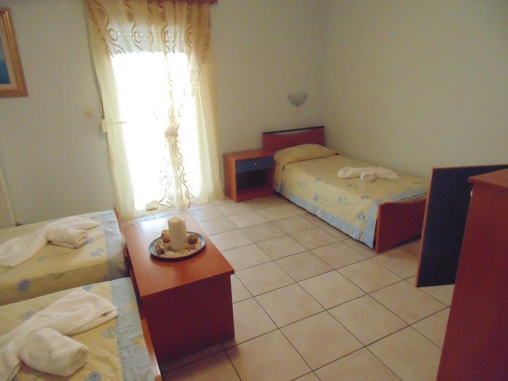 Hotel Europa Olympiakí Aktí Extérieur photo