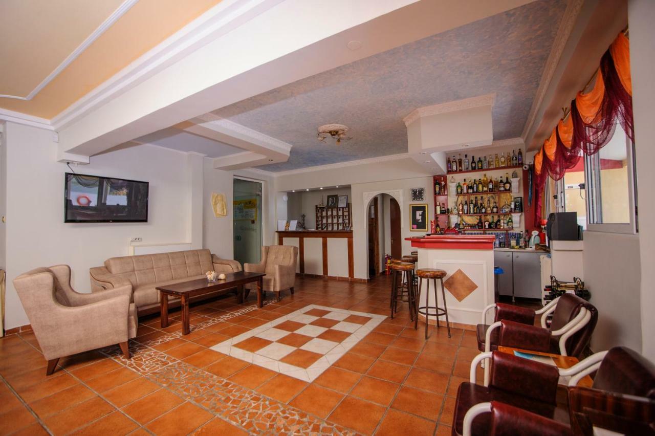 Hotel Europa Olympiakí Aktí Extérieur photo